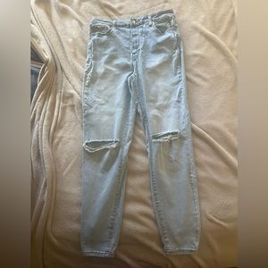 WOMENS JEANS